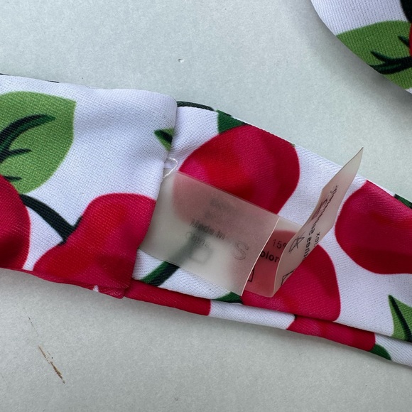 Like New Cherry 🍒 Bikini Size Small swimsuit set - Picture 3 of 9
